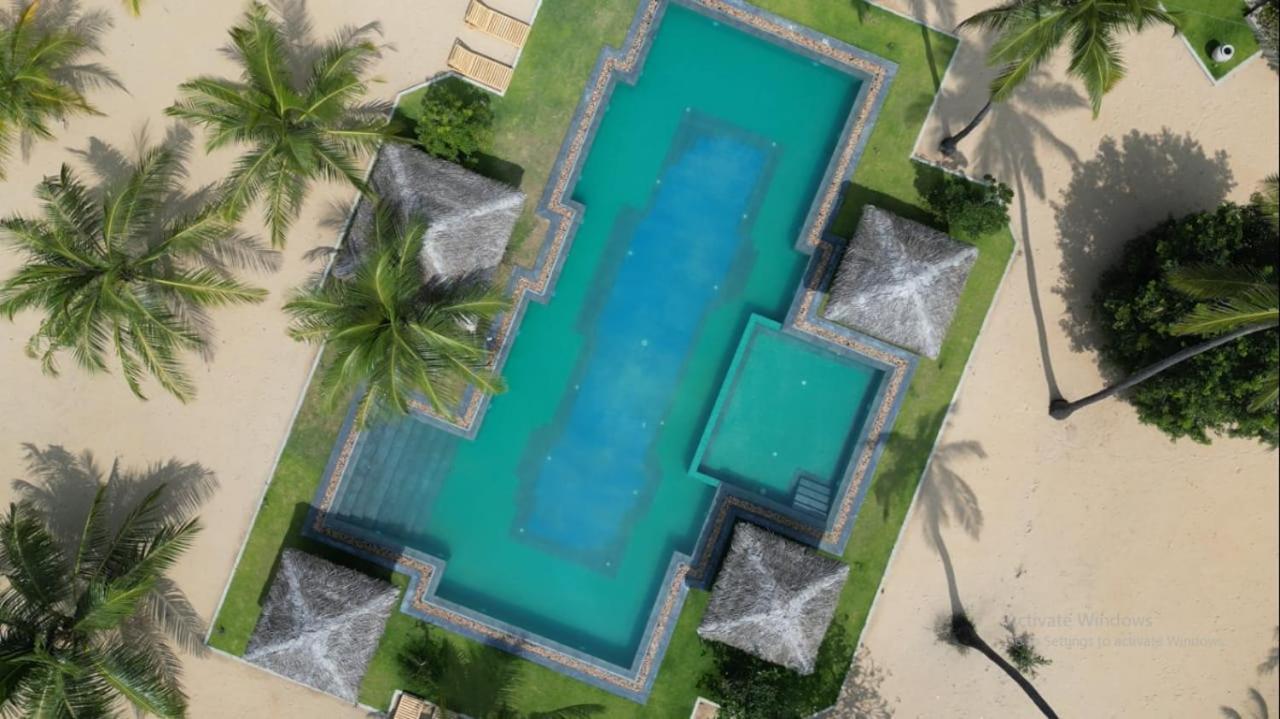 Blue Waves Kite Surfing Beach Resort Kalpitiya Exterior foto