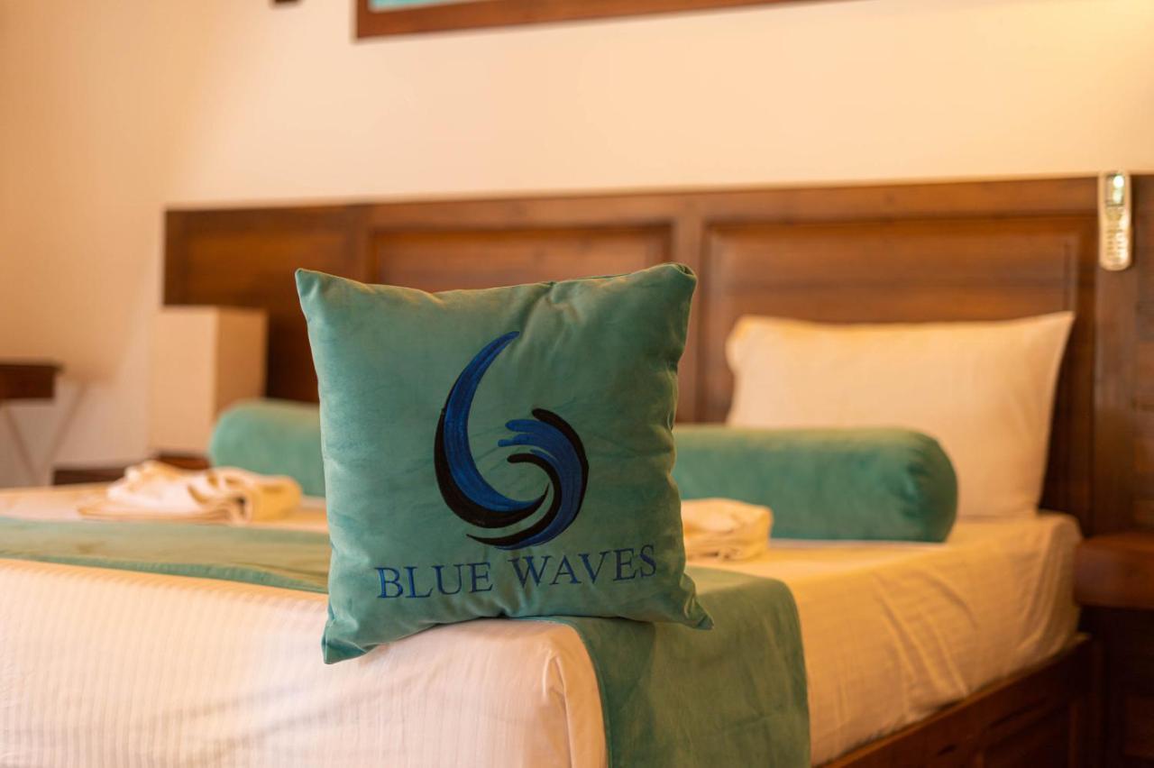 Blue Waves Kite Surfing Beach Resort Kalpitiya Exterior foto