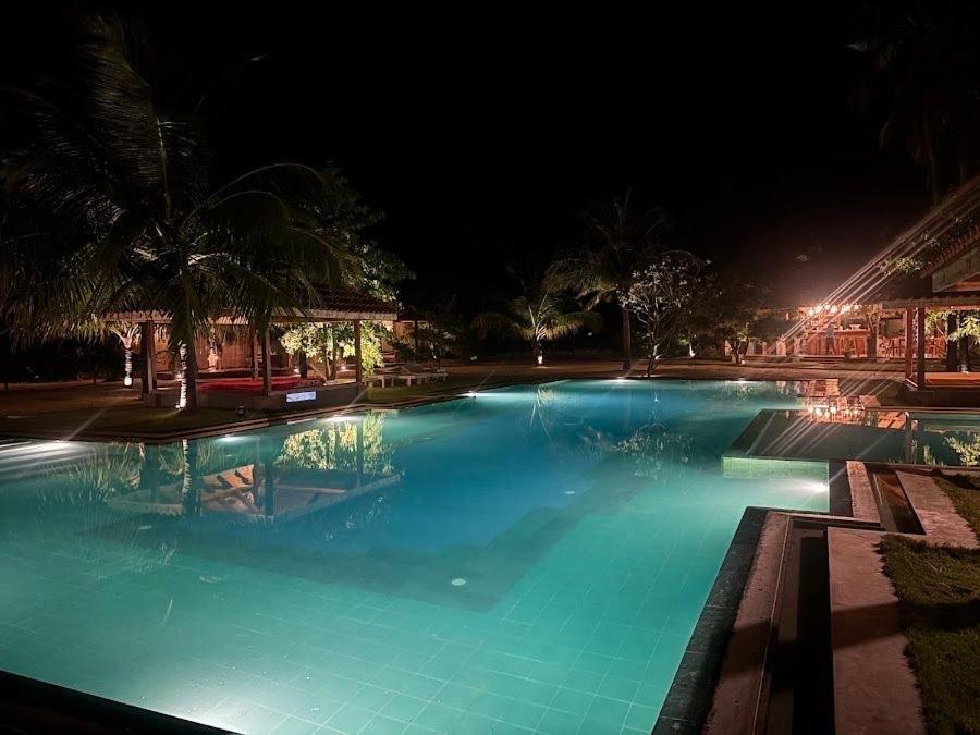 Blue Waves Kite Surfing Beach Resort Kalpitiya Exterior foto