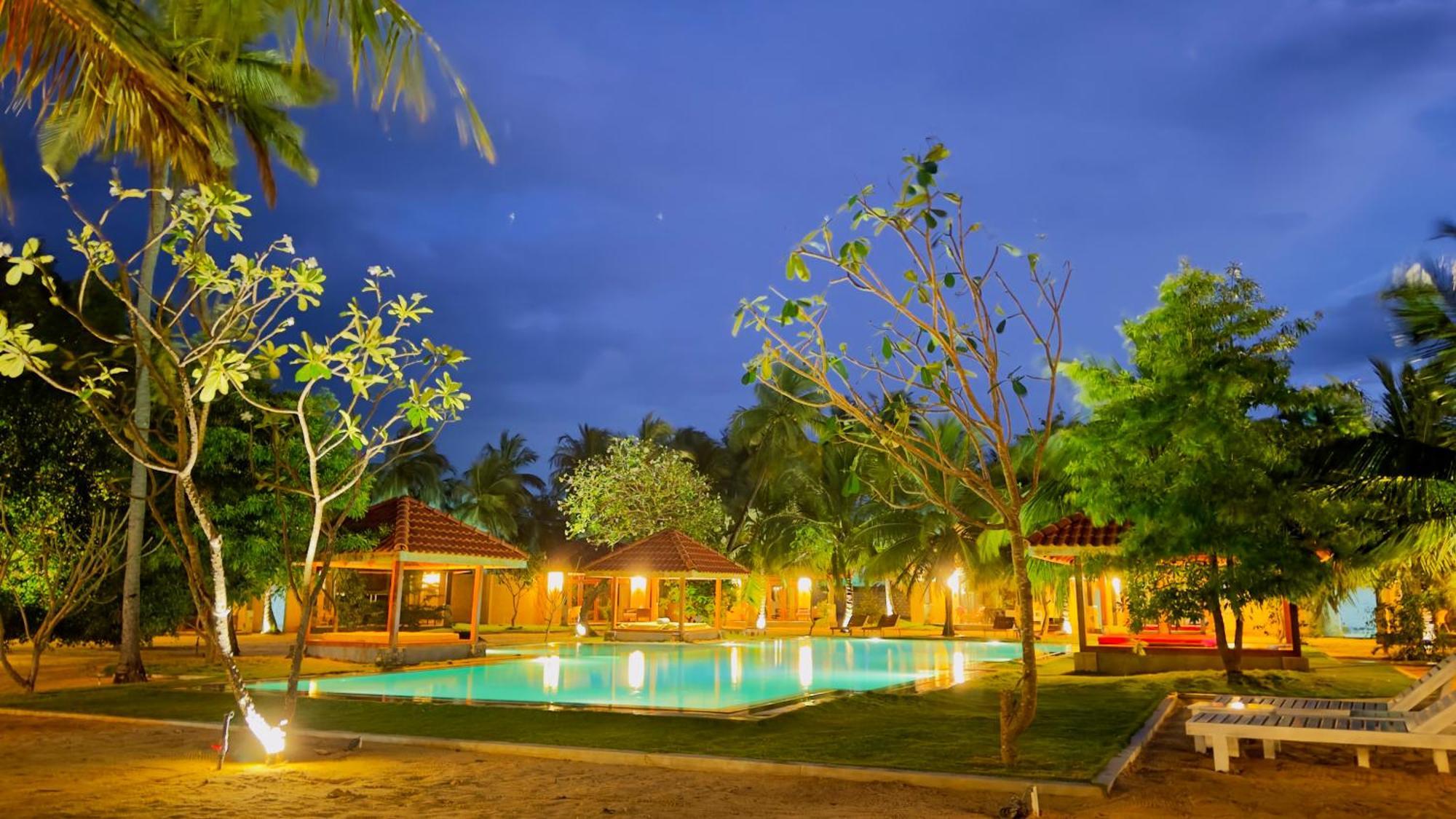 Blue Waves Kite Surfing Beach Resort Kalpitiya Exterior foto